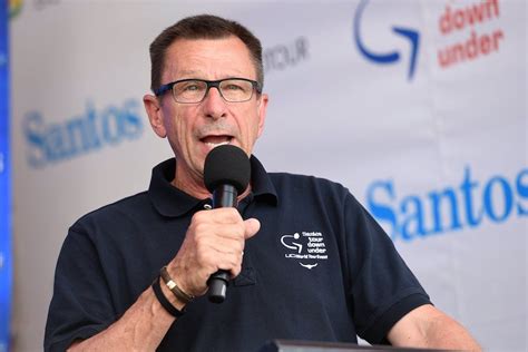 Cycling broadcaster and former professional racer .